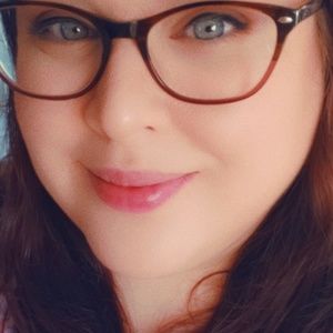 Meet your Posher, Kassandra